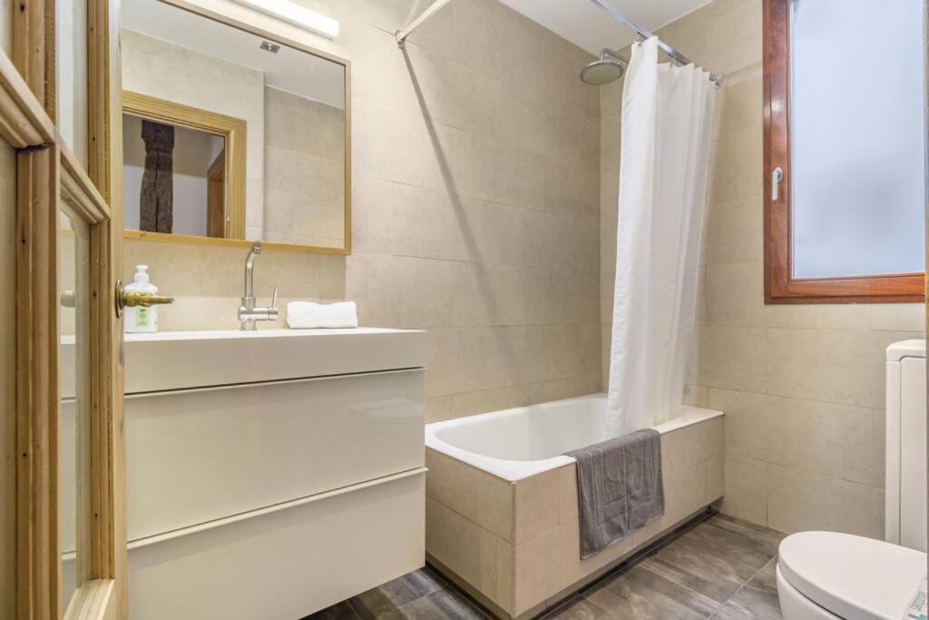 Sea Views In The Heart Of The Old Town Apartment Castro Urdiales Luaran gambar